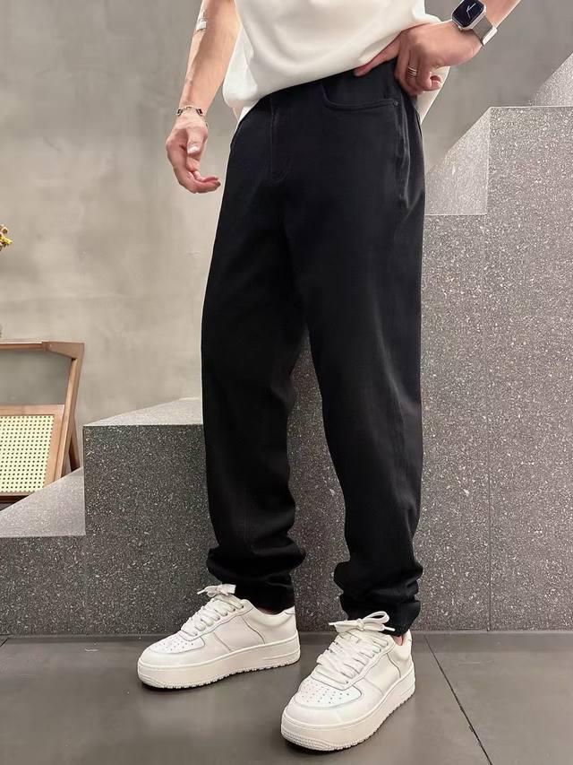 jeans Season: 2025 Summer Size: 29-36 Style: Regular Ingredients: 90.1% cotton 9