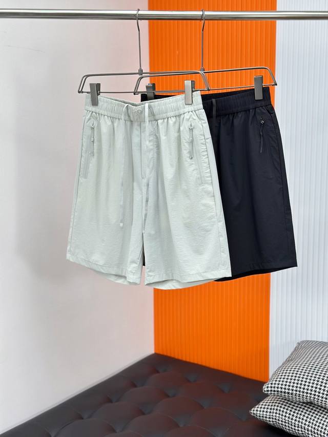Loewe quick-drying summer new men's casual shorts, high-end custom nylon fabric,