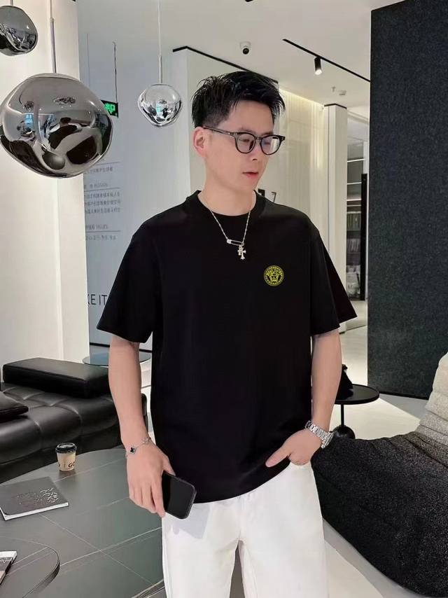 Versace short-sleeved series Season: 2025 Spring and Summer Color: Black, White,