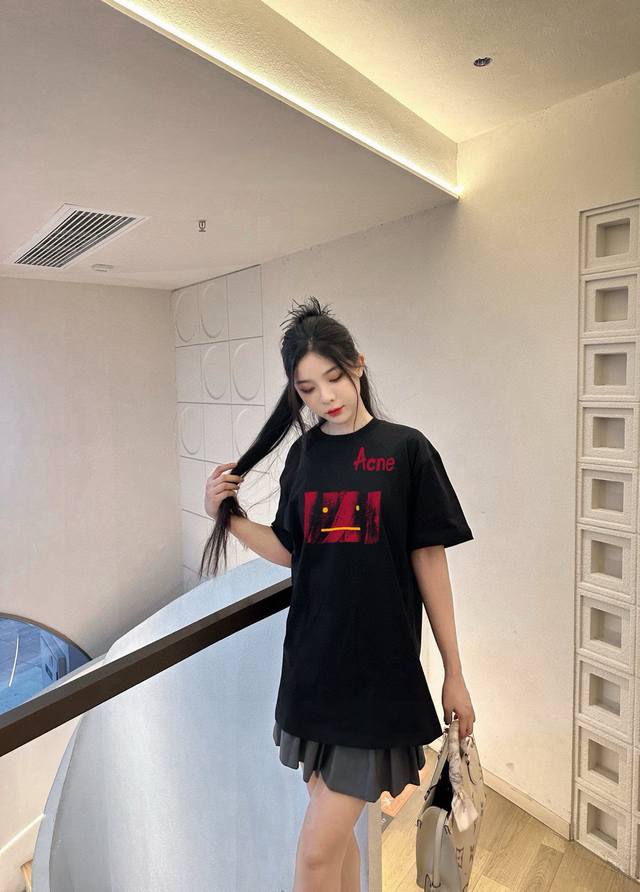 Ac New style letter printed double-layer heavy-duty short-sleeved T-shirt. Lette