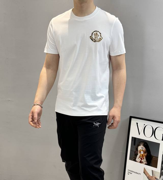 Moncle* 25S spring and summer round neck short sleeve. Simple basic style recomm