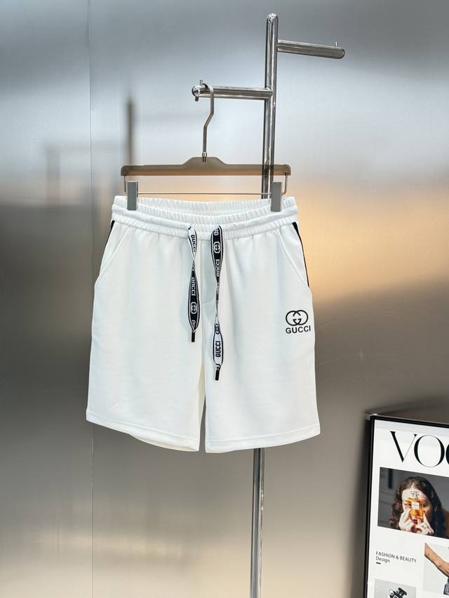Gucc*25S trendy brand shorts. Unisex! Casual sports style. The new series of cla