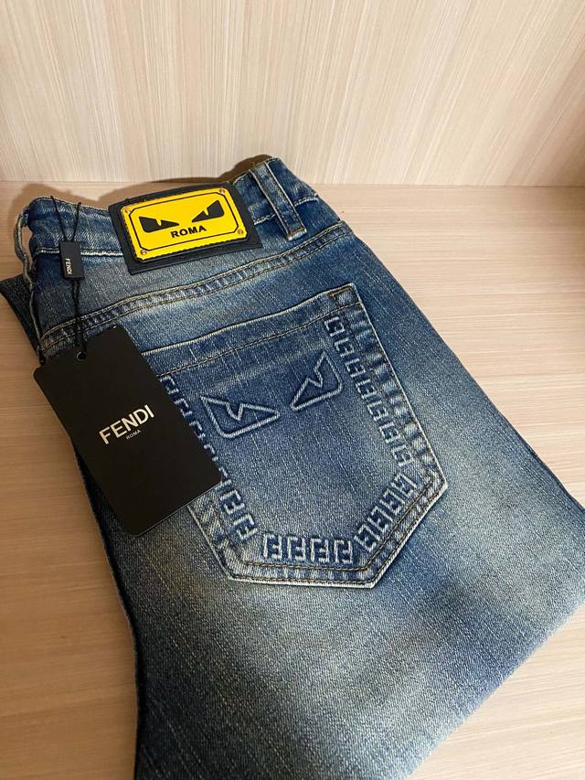 Fendi 2025 new men's jeans are items with little monsters as the theme element.