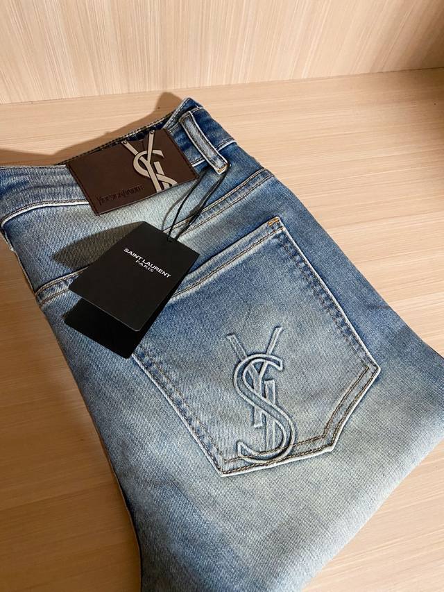 Ysl new jeans high-end denim fabric with beautiful color, slim fit, slightly ela