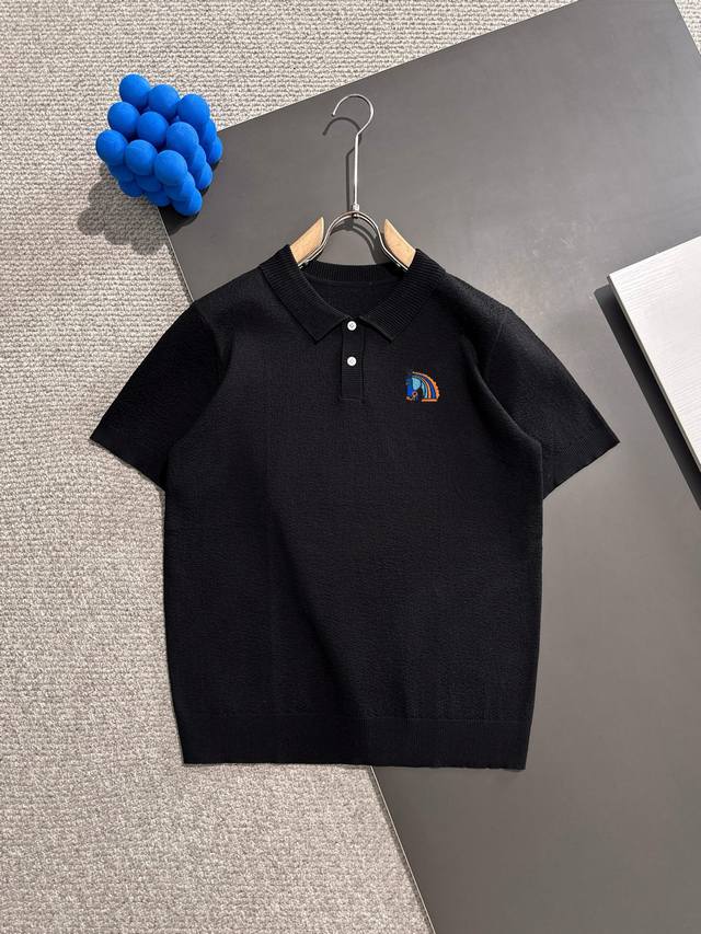 Next-day delivery High-quality Hermes 2025 summer new men's lapel button short-s