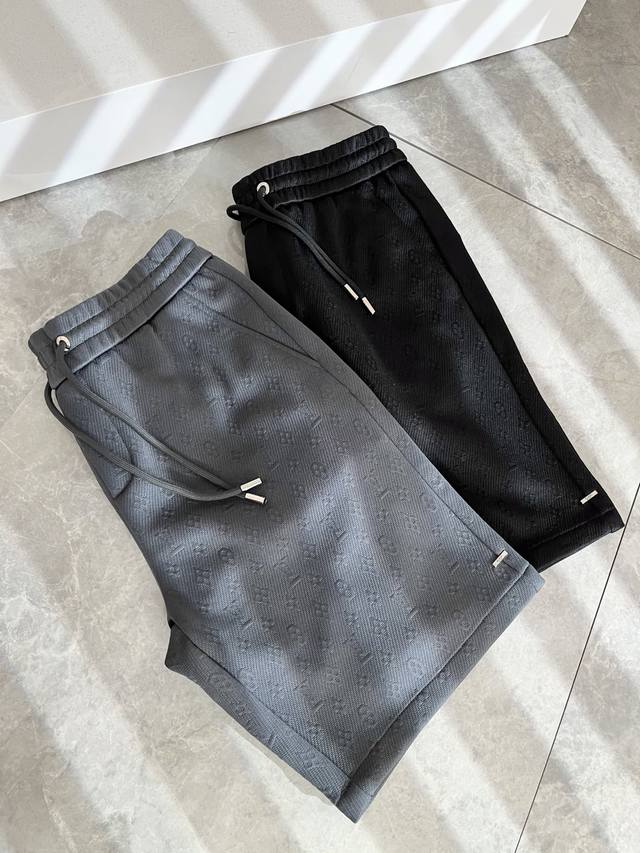Louis Vuit*On 2025 Spring and Summer Unisex Logo Casual Shorts. The new 2025 Uni
