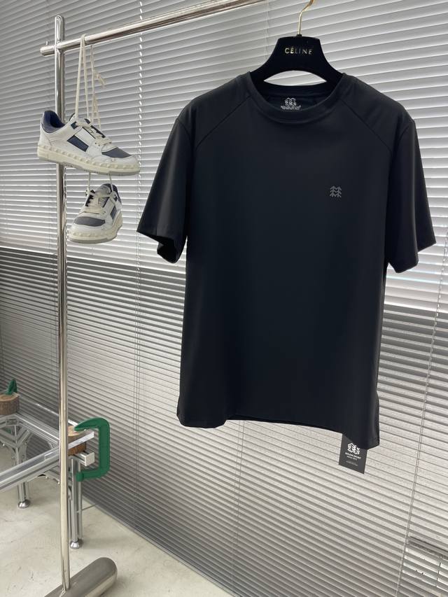Kolon Sport 25 Spring and Summer new models are launched in the counter. The lat