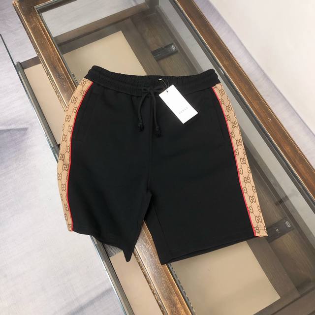 Cgucci 2025 latest casual shorts, custom fabrics ~ jacquard webbing stitching on