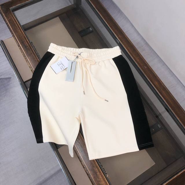 Cdior Dior 2025 latest casual shorts, custom fabrics ~ embossed 3D logo embellis