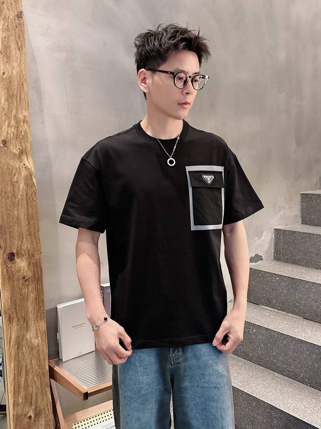 Prada 25Ss Spring and Summer new model, the latest short-sleeved round neck T-sh