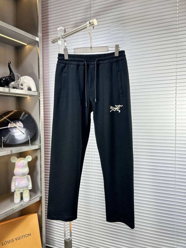 Arc* Arc'teryx Ss25 early spring new straight casual pants, sweatpants are sold