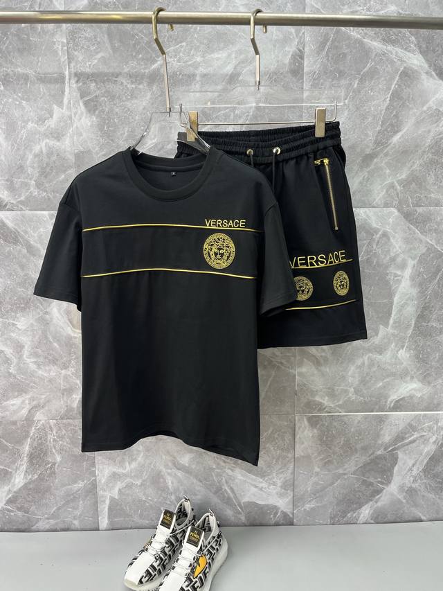 Versace 2025Ss round neck short-sleeved shorts suit. Pure cotton fabric will not
