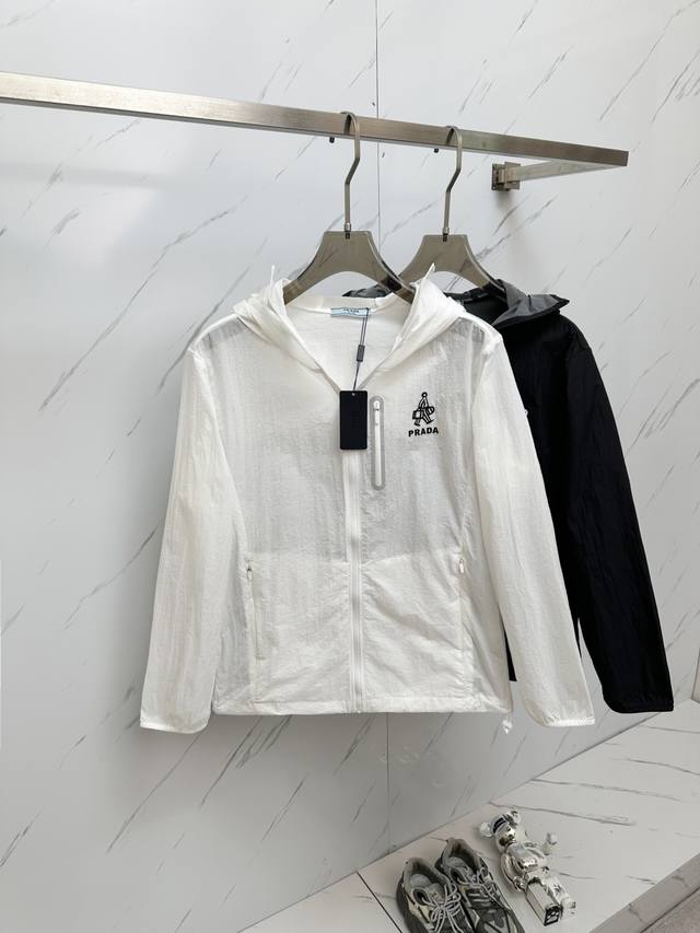 Prada 2025Ss early spring new release jacket, spring jacket! Wearing it is comfo