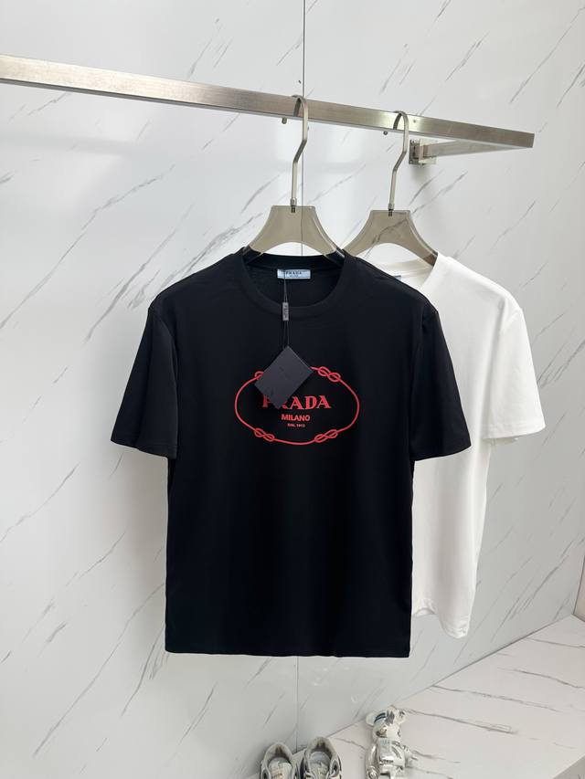Prada 2025 Spring and Summer new model first release in the counter, the latest