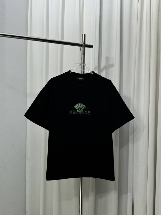 Versace imported machine embroidered Medusa Logo unisex simple short-sleeved T-s