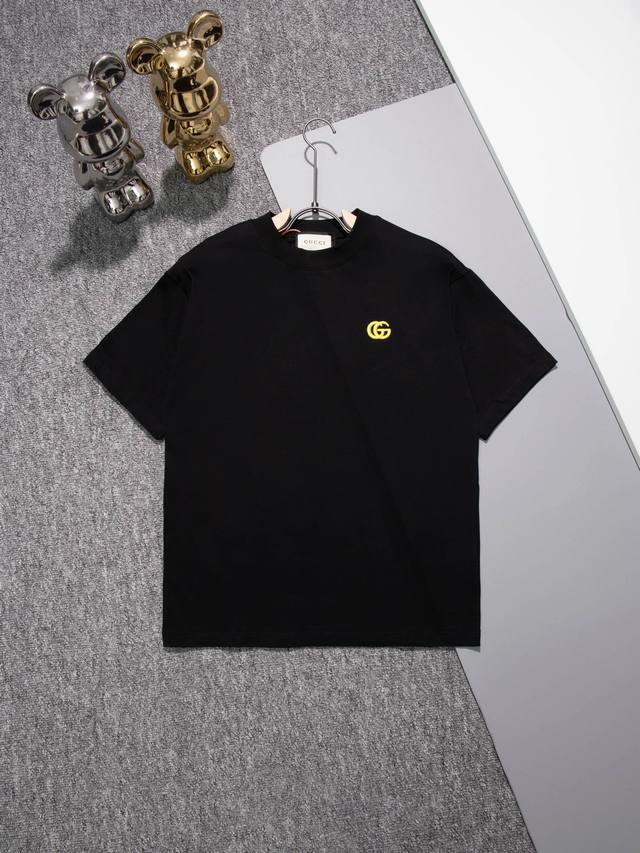Gucci round neck short sleeve T-shirt Exquisite small letter logo embroidery on