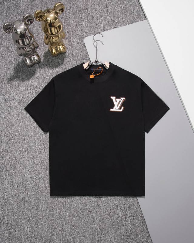 Louisvuitton round neck short-sleeved T-shirt Front and back LV letter logos are