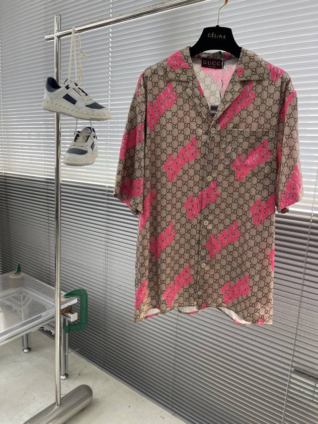 Top shorts -Gucc 2025Ss new print barrage suit New Gg and Cucc prints add vibran