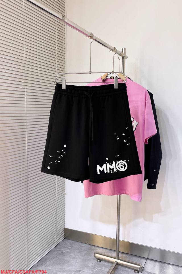 F794 Mj Margiela original shorts. 2025 summer new casual shorts, recommended for
