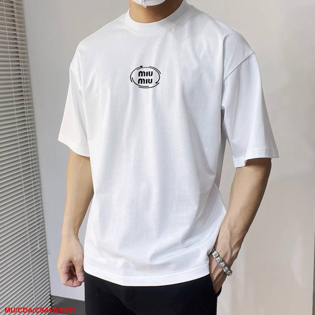 E991 Mu New double-layered short-sleeved T-shirt with letter print. Whether it i