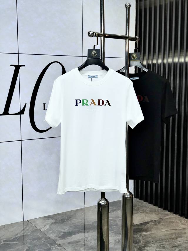 Prada. Top-quality products. 2025 Spring and Summer new models. Latest short-sle