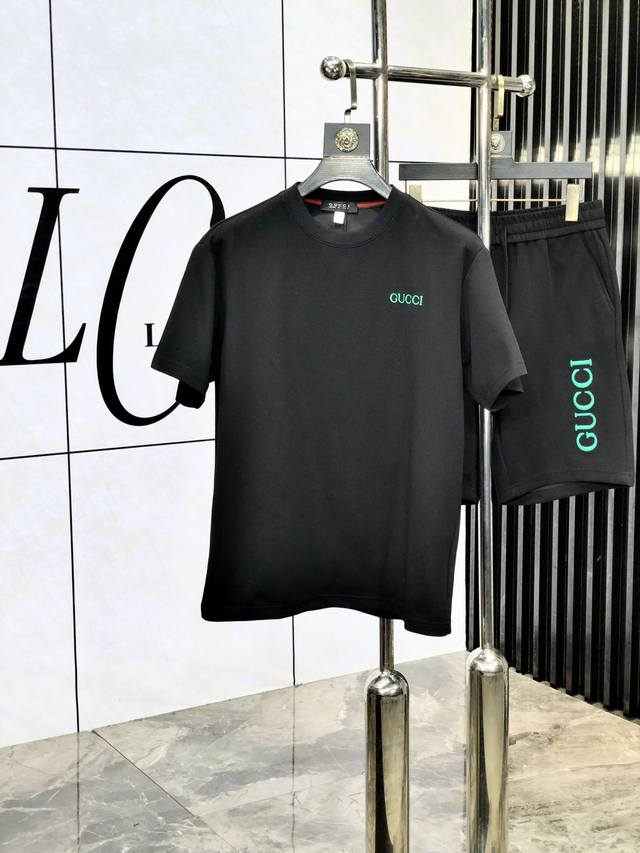 Gucci. 2025 new casual suit, exquisite details, full of luxury. Customized high-