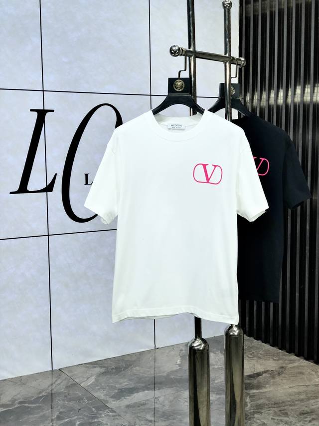 Valentino. Top-quality products. 2025 Spring and Summer new models. The latest s
