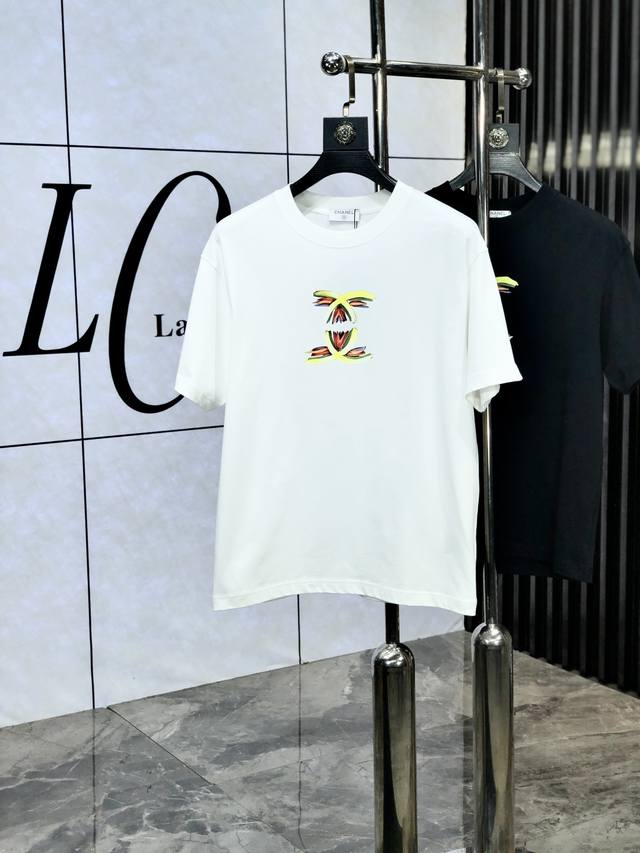 Chanel. Top-quality products. 2025 Spring and Summer new models. The latest shor