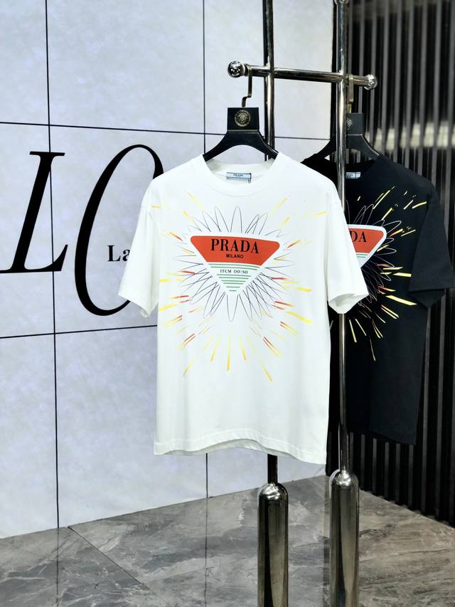 Prada. Top-quality products. 2025 Spring and Summer new models. Latest short-sle