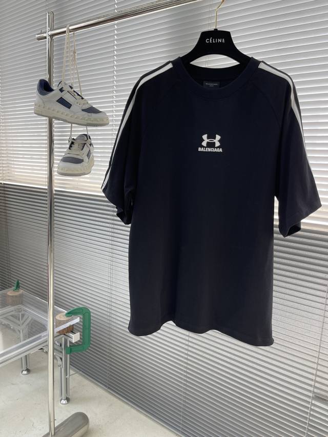 Balenciag 25Ss spring and summer T-shirt! Classic embroidered letter short-sleev