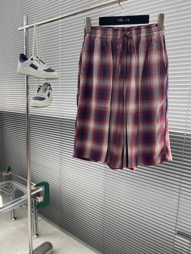 Acne Studio 25Ss plaid short-sleeved shorts are made of a blend of Xinjiang long