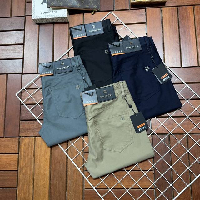 Zz Zegna new products are available at the counter. The best casual pants in the