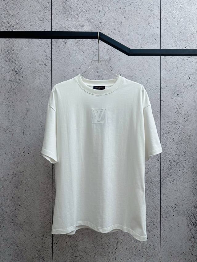 Lv new fashion brand. Black and white. 270g super cool cotton High-end foam thic
