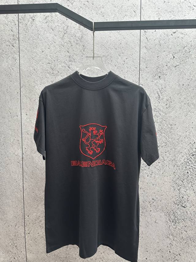 Balenciaga Mamba co-branded embroidered short sleeves Made of 320g cotton fabric