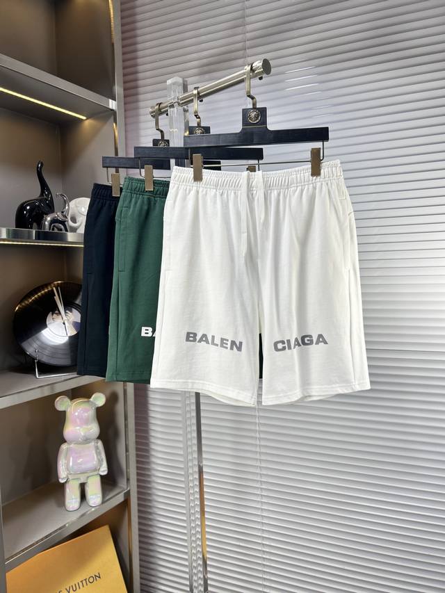 Bal* Balenciaga Ss25 summer men's casual shorts are a versatile item with elasti
