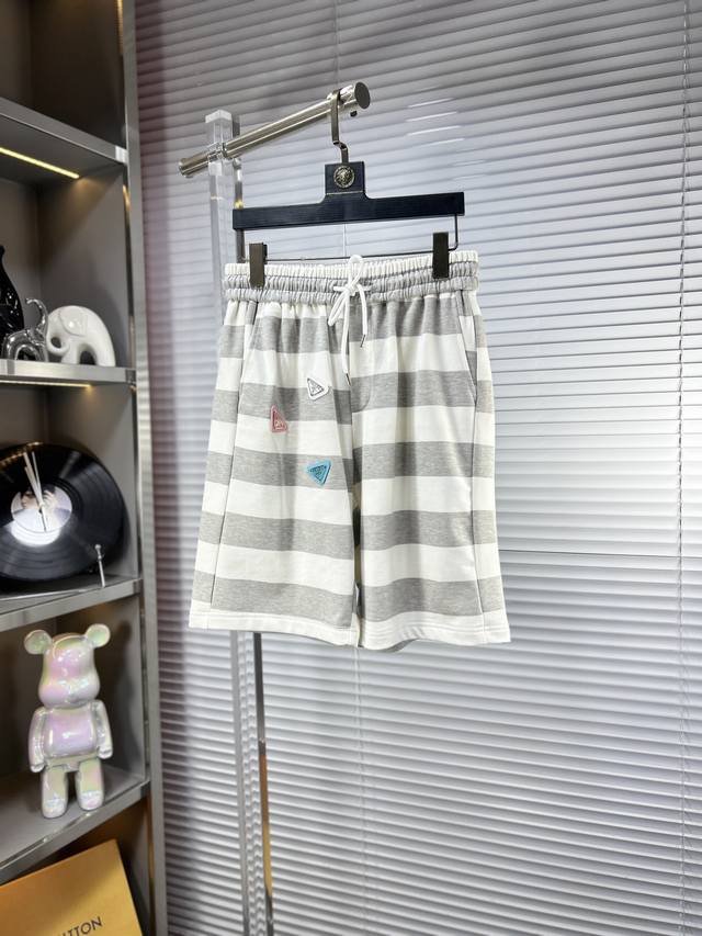 Prad* Ss25 summer men's casual shorts are a versatile item with elastic waist dr