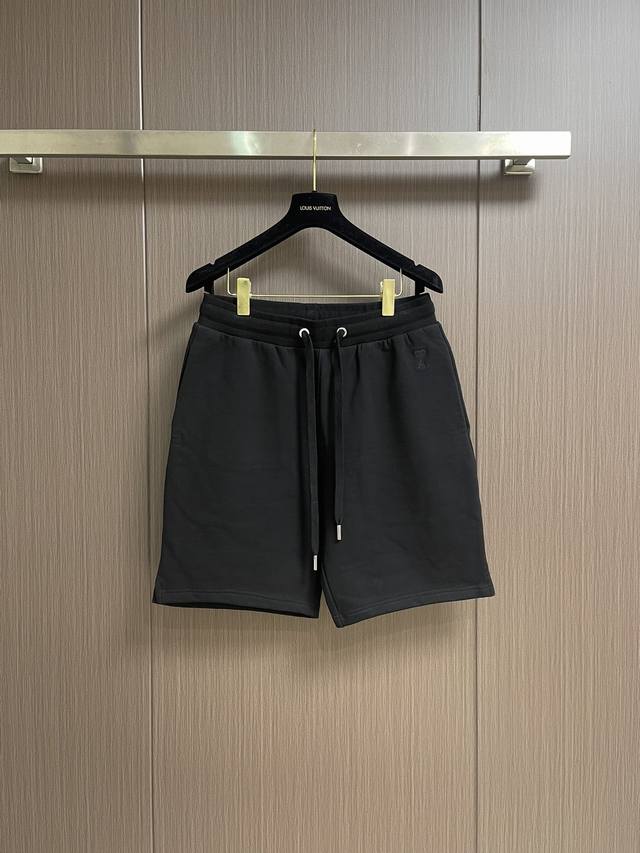 Ami love embroidered shorts, customized luxury terry sweatpants. Made of importe