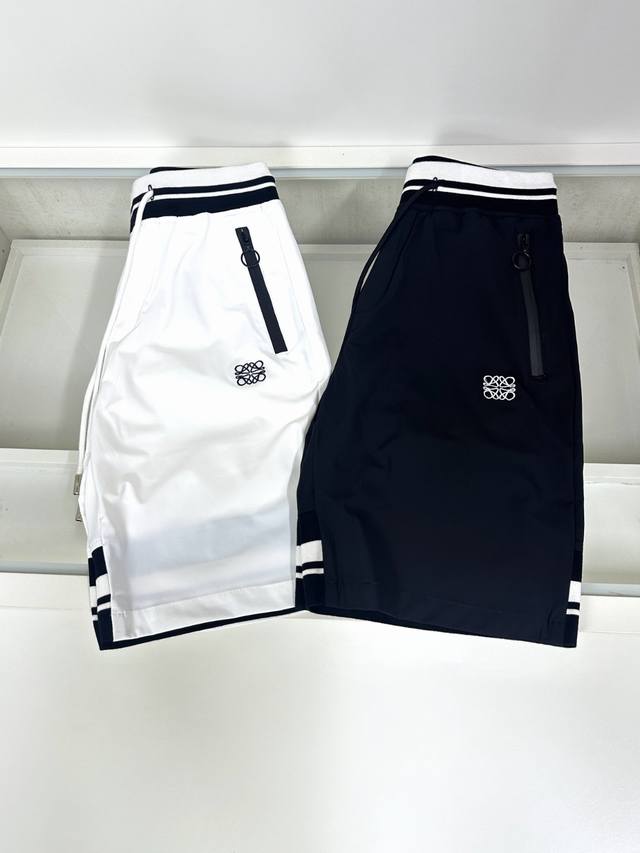 Loewe latest model elastic casual sports shorts counter fabric creates a soft, l