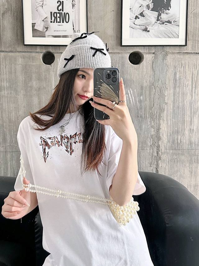 High quality Balenciaga 24 new graffiti short-sleeved T-shirt High quality deliv