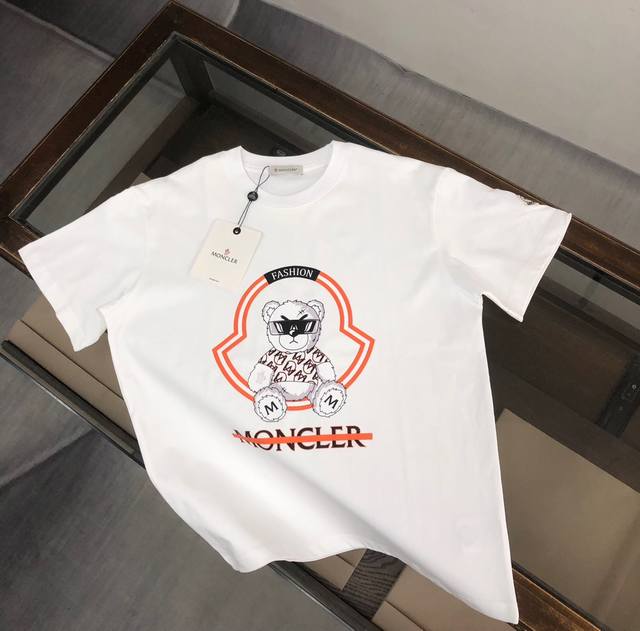 Moncler latest couple short-sleeved T-shirt ~ brand new element bear print desig
