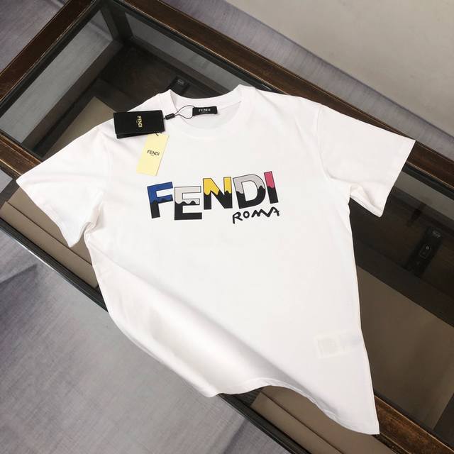 Fendi's latest couple's round neck short-sleeved couple's T-shirt Spring and sum