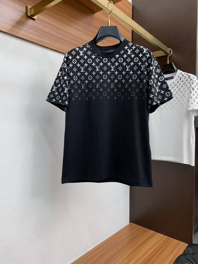 Lv Louis Vuitton 2025 new original men's casual wide-cut short-sleeved T-shirt!