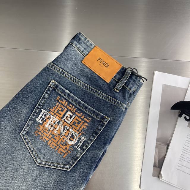 Fend 2025Ss spring and summer new slim jeans perfect washing process customized