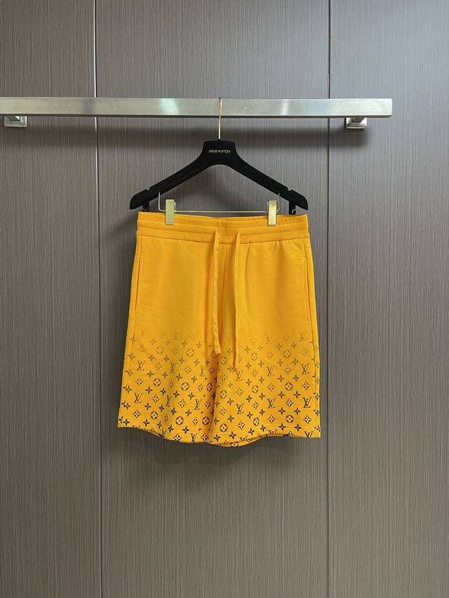 Lv 2025Ss gradient old flower print shorts, the fabric is a customized 380g wash