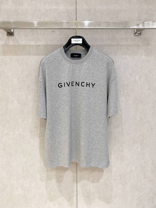 Givenchy, classic style for men and women, simultaneous official website sale! G