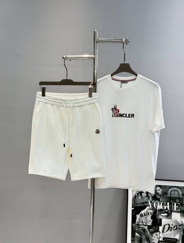 Tops and pants Moncler 25S new shorts with classic original small hat logo under