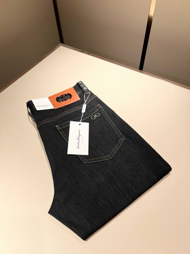 Ferraga*Mo 2025 spring and summer new men's casual straight jeans, original qual
