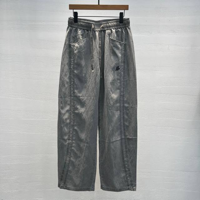 Paris 2025 summer new trousers catwalk model This year's latest custom Tencel co