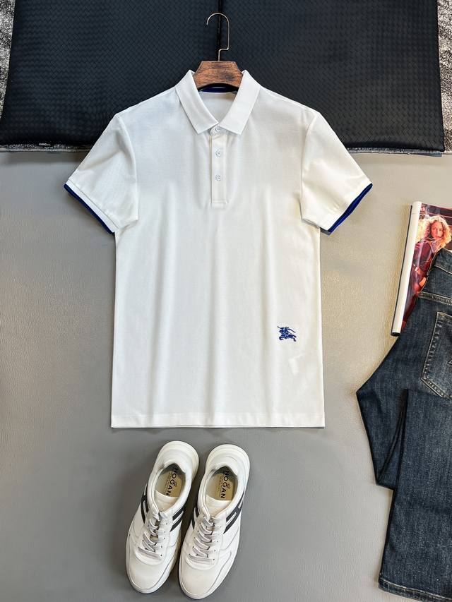 A26-Burberry-Burberry business casual commuter style, channel boutique aesthetic