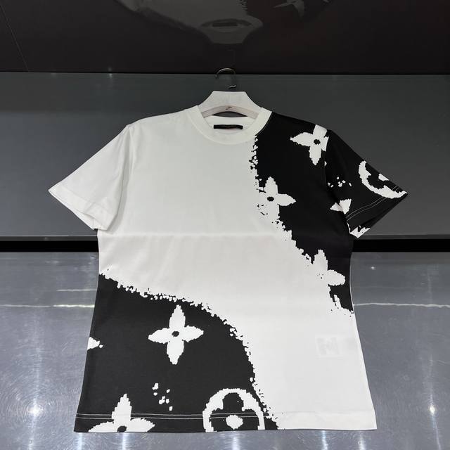 White: Shinet close-up